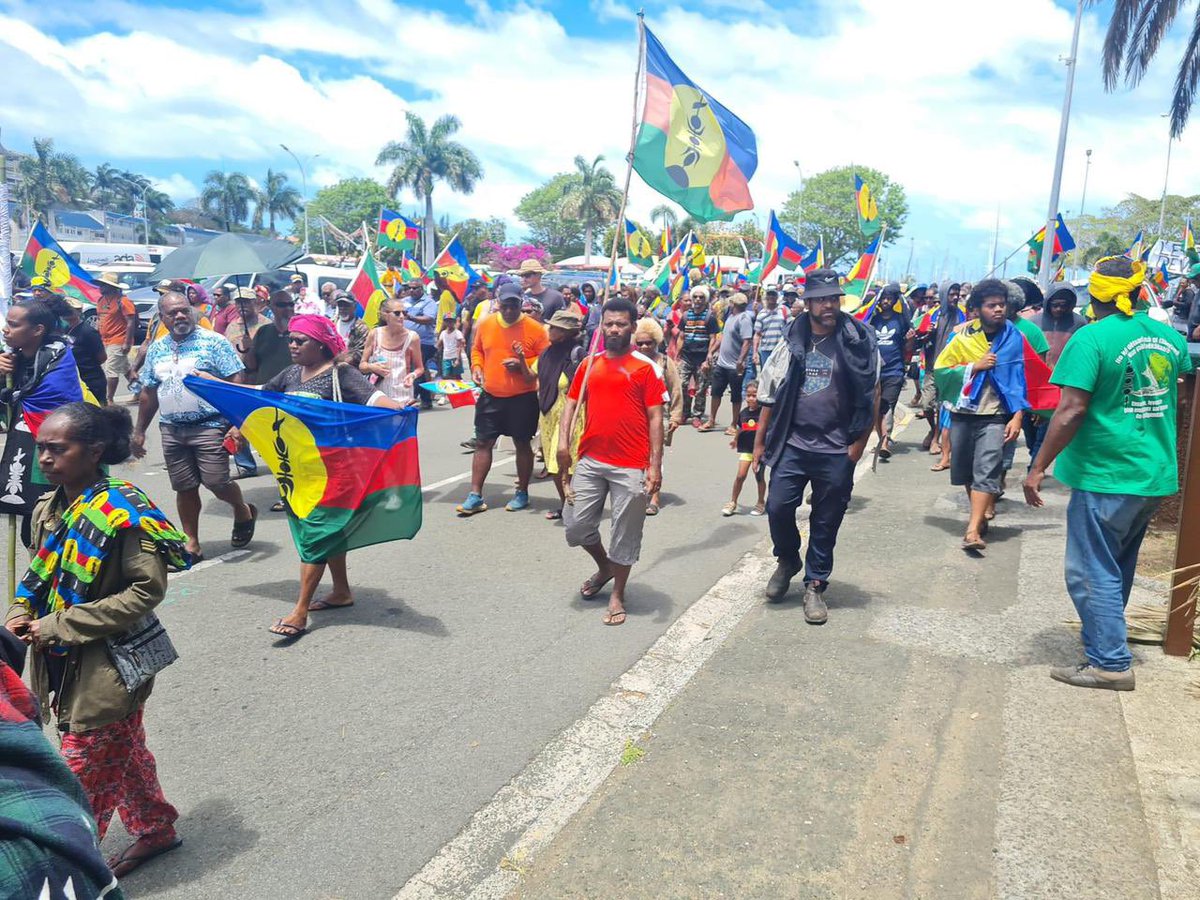 CaliberEnglish's tweet image. 🇦🇿🇳🇨🇫🇷 The #Kanaks, the indigenous #people of New #Caledonia, who constitute almost 50% of the #population, have entered the next phase of the national #liberation movement against the metropolis of #France, which has a tight grip on this "overseas #territory". Thus, Kanak