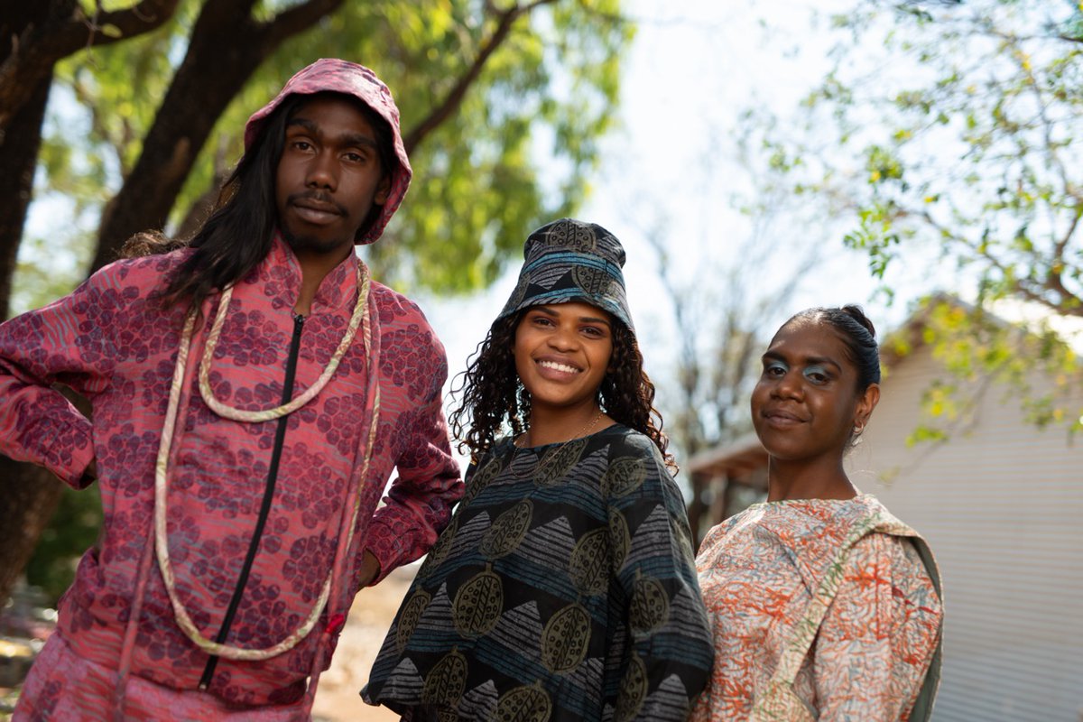 🌟Read about all the latest news from Waringarri Arts in our November Newsletter 👉🏾 bit.ly/3QSPwSv

#newsletter #aboriginal #indigenous #artcentre #art