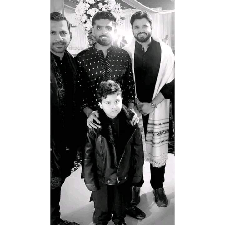 hafeezkhan239's tweet photo. 3 Pakistani captain in one frame 💖😭 #KaneWilliamson #ViratKohli #CWC2023INDIA #CWC23 #RohitSharma𓃵 #SAvAUS #AUSvSA #Parchi #chokers #SAvsAUS #WahabRiaz #ShaheenShahAfridi #QuintondeKock #Rainworld https://t.co/dBXQIqLWC9