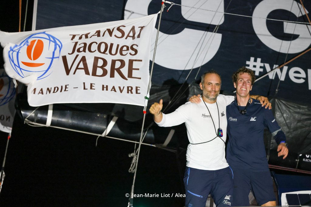 Fabrice et Andreas ont franchi la ligne d’arrivée de la @TransatJV ce vendredi à 7h22 heure française après un peu plus de 16 jours de régate sur l’océan Atlantique. Les nouvelles de l'arrivée 👉bit.ly/3sK6YAL #OceanCalling @Nexans @hagergroup #Guillin #onet