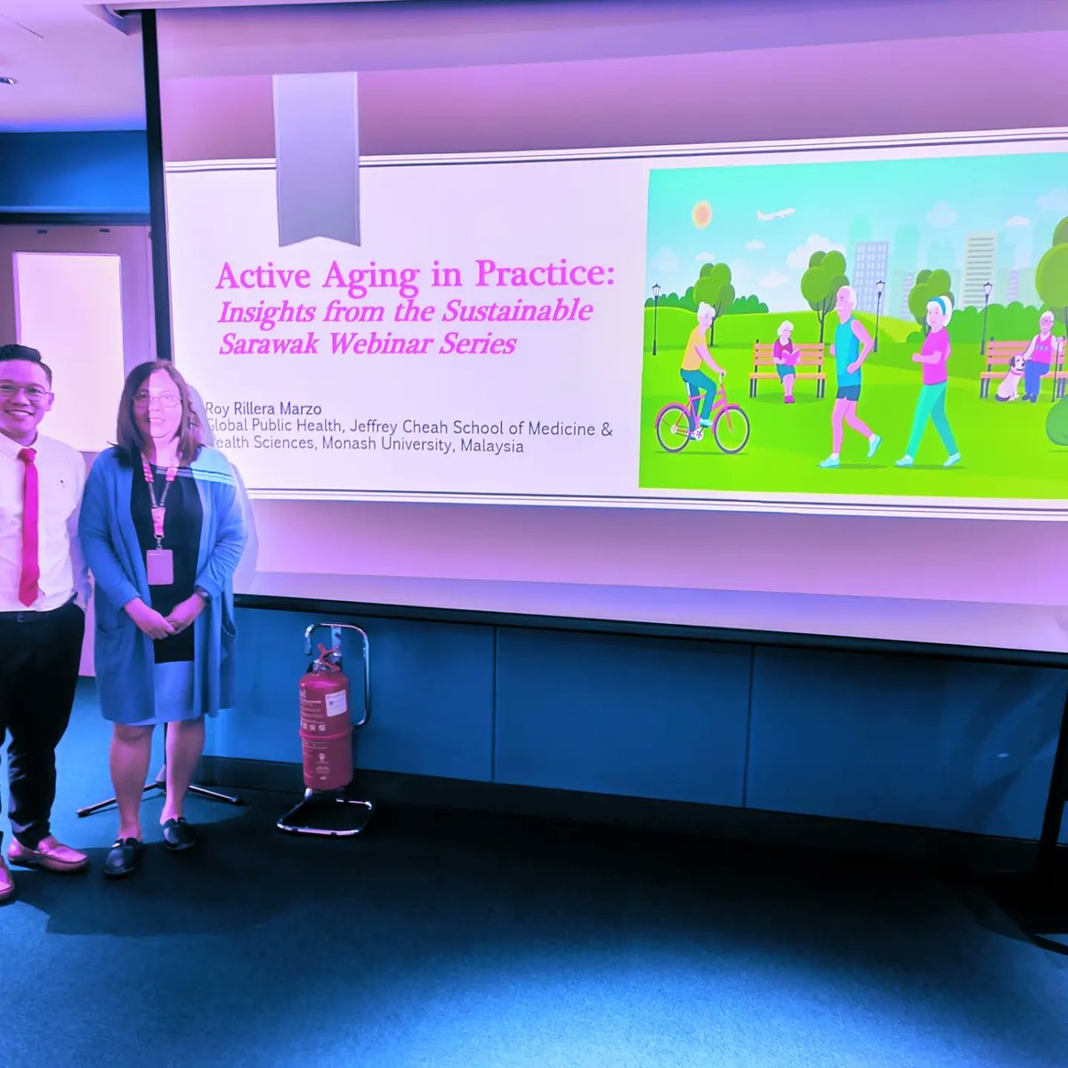 Excited to share about my recent Graduate Seminar presentation on 'Active Ageing in Practice' at Monash University, Malaysia. Thanks to Prof. Tin Tin Su, an empowered and transformational leader in Public Health, for her mentorship. 
 #MonashUniversity #ActiveAgeing #PublicHealth