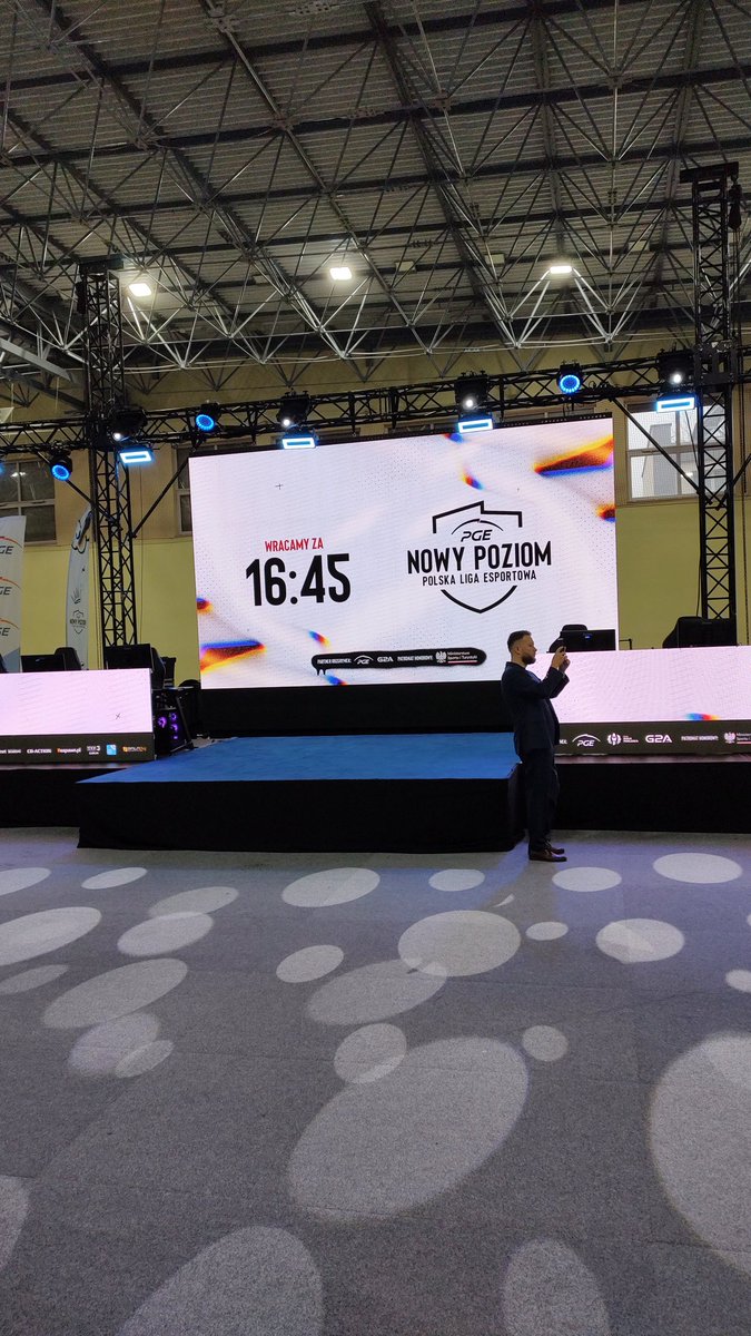 Kacper "Riven" Mitura tweet media