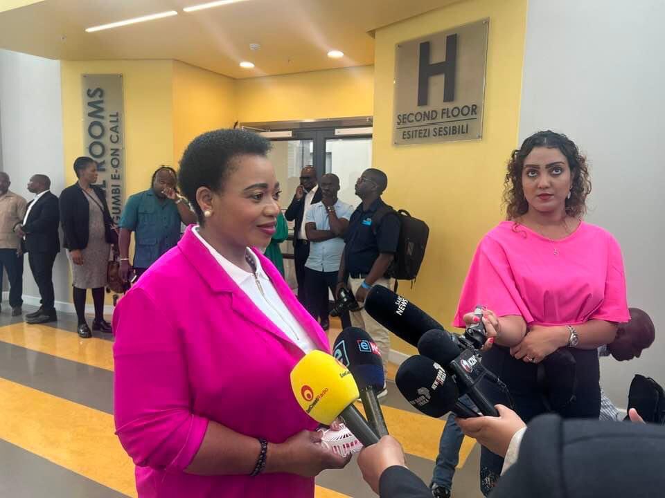 kznhealth's tweet image. Usuqalile umcimbi wokuvulwa ngokomthetho isibhedlela iDr PixleyKa-Isaka Seme Memorial Hospital KwaMashu. Kulindeleke ukuba uMengameli wezwe uMnuz Cyril Ramaphosa emini. #AccessToHealth #RoadToNHI #LeavingNoOneBehind