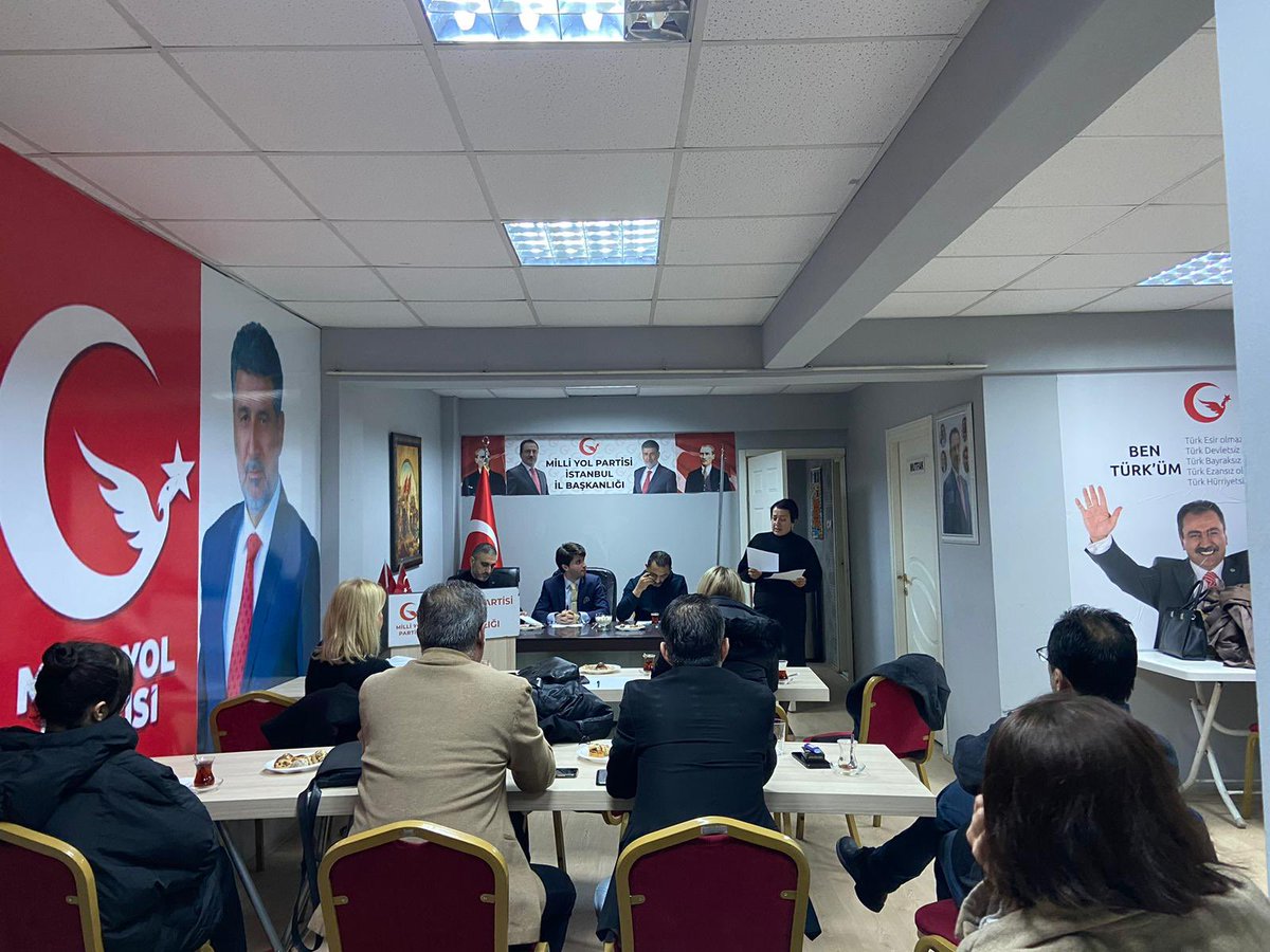 İstanbul İl Yönetimi toplantımızı, İl Başkanımız Sn. Av. Gökalp Kutsal’ın başkanlığında gerçekleştirdik.
 
Toplantımız ve alınan kararlar hayırlara vesile olsun.