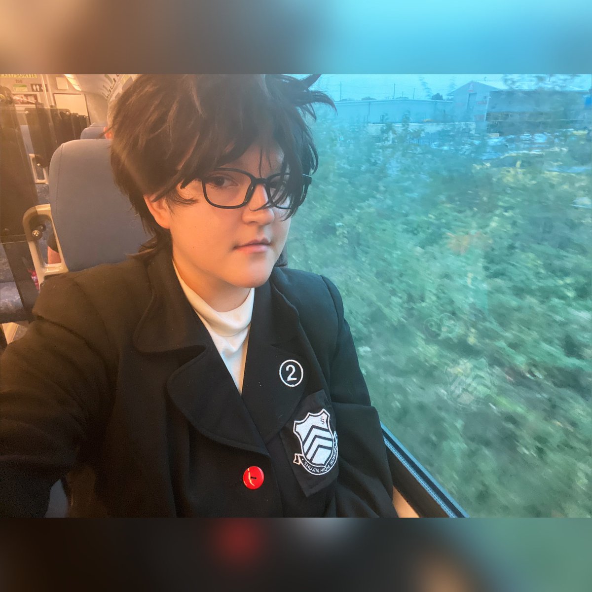 Droppopcosplays's tweet photo. @ItsStarryo Hiiii i'm luka !! they/them pronouns and I am a cosplayer from canada! i also dabble in fic writing from time to time !!!! I tag my bestie @Curiouser_Still !!! congrats on 4k followers Star!!!! https://t.co/g9ftid3wNu