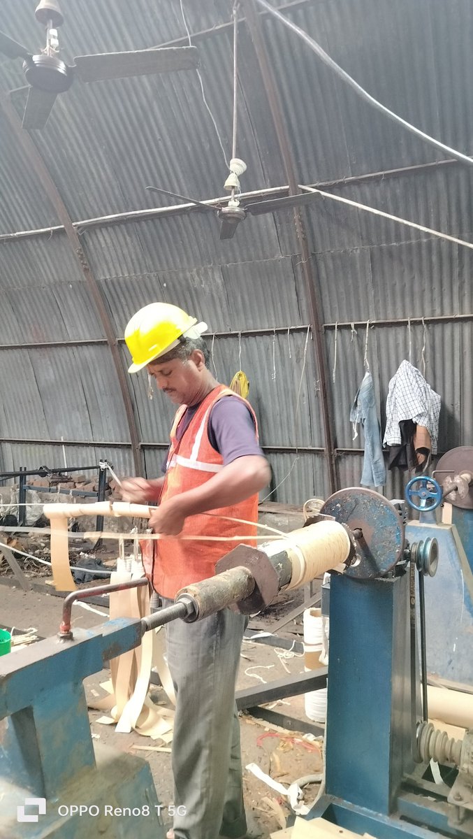 Today repairing work is going on at Etah workshop to provide better services to our consumers.
<a href="/aksharmaBharat/">A K Sharma</a> <a href="/ChiefSecyUP/">S.P. Goyal, Chief Secretary, GoUP</a> <a href="/dvvnlhq/">Dakshinanchal Vidyut Vitran Nigam Limited</a> <a href="/EwdEe58123/">EE EWD ALIGARH</a> <a href="/MDDVVNL/">MD DVVNL AGRA</a> <a href="/UPPCLLKO/">UPPCL</a>