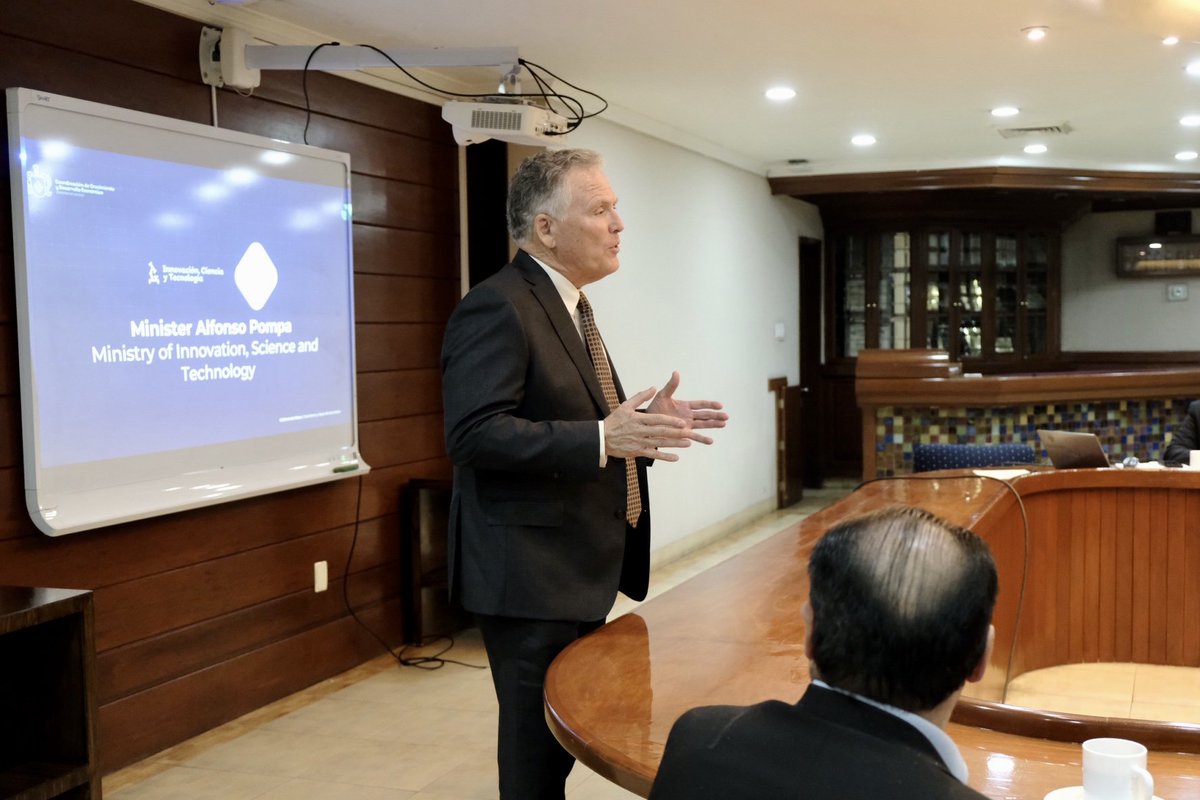 Xavier Orendáin De Obeso tweet media