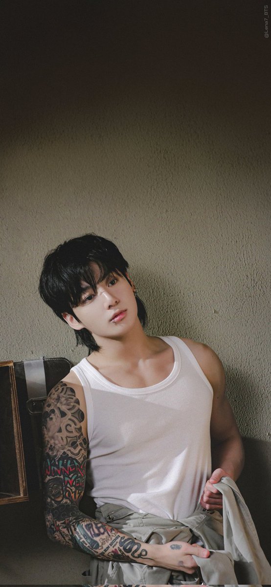 ChiewEah's tweet photo. @bangtanHIMANG Thanks for the giveaway opportunity 💜💜💜 https://t.co/3qCmYYPmgr