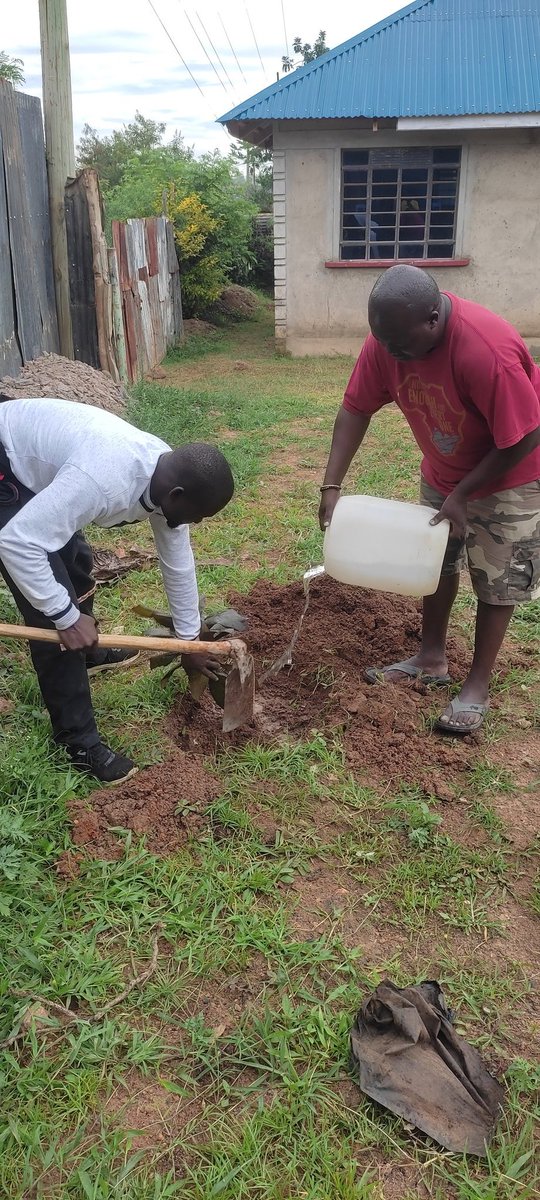 5th day at @kijijiyeetu, I led the team in tree planting as a remarkable approach towards promoting sustainable environment. We planted 8 trees which will then add to the environment conservation and sustainable development goals (#SDGS) #communitynetworks #COPs