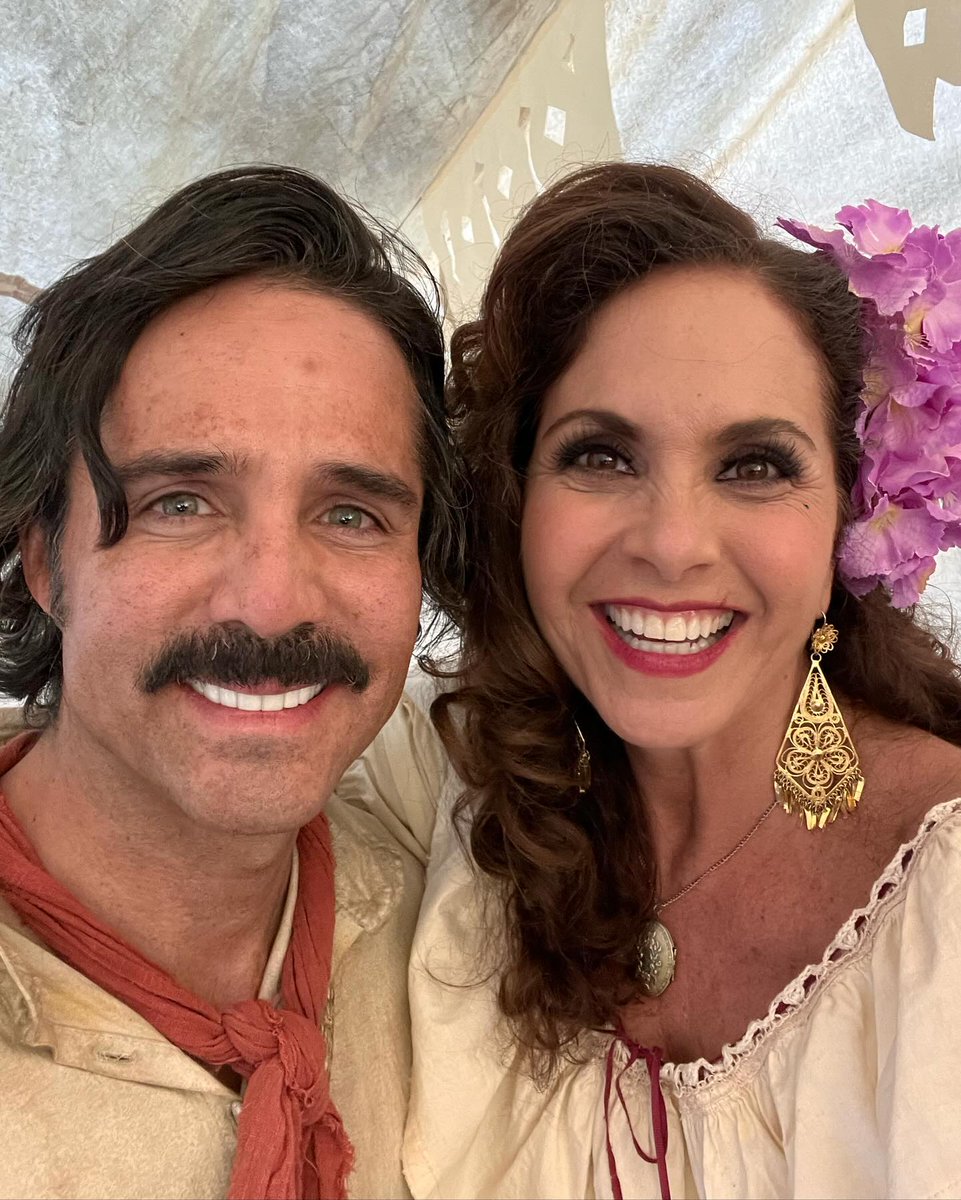 RosaJaike's tweet photo. #LaCapo &amp; #ElDioni https://t.co/CMuc79ztT8