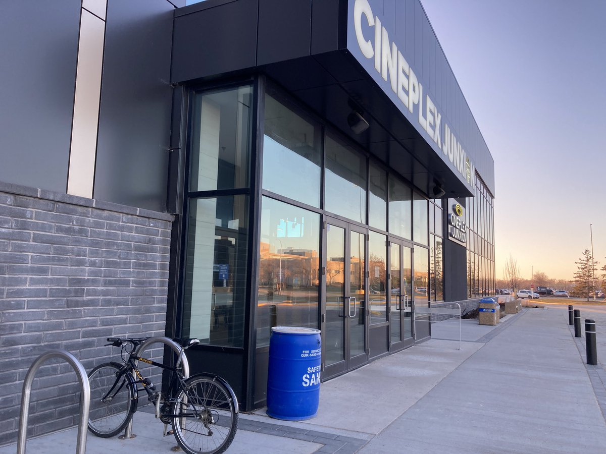 SomeDiplomat's tweet photo. Went to see a movie with my mom tonight and had to share the bike racks at @CineplexMovies Junxion. They’re the perfect shape, well-spaced, reasonably plentiful (5-6 total), and most importantly—right beside the main door! Bravo. @WpgBikeRacks https://t.co/PtIf4JedLR