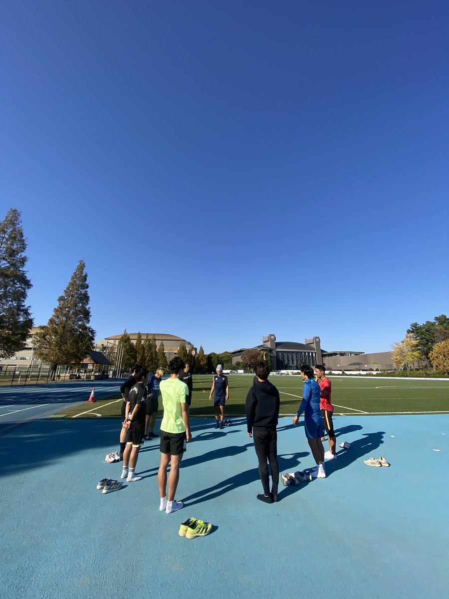 yoshinarisato77's tweet photo. 本日始まりました!
【Winter Camp 2023】@MTRLab
初日のメニューは1,500mのタイムトライアルと6,000m🏃♂️
かなりハードなトレーニングでしたが、選手たちはモチベーション高く取り組んでくれました。
ここから2週間、それぞれの来シーズンに向けて積み重ねよう🔥 https://t.co/jNx7ybFIQN