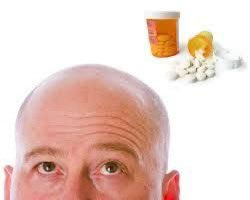 JulioFdez79's tweet photo. ¿Sabías que algunos fármacos pueden provocar como efecto adverso importante, la caída del pelo? 

FÁRMACOS y CAÍDA DEL CABELLO 💊👨‍🦲 https://t.co/FE68dTq6m6