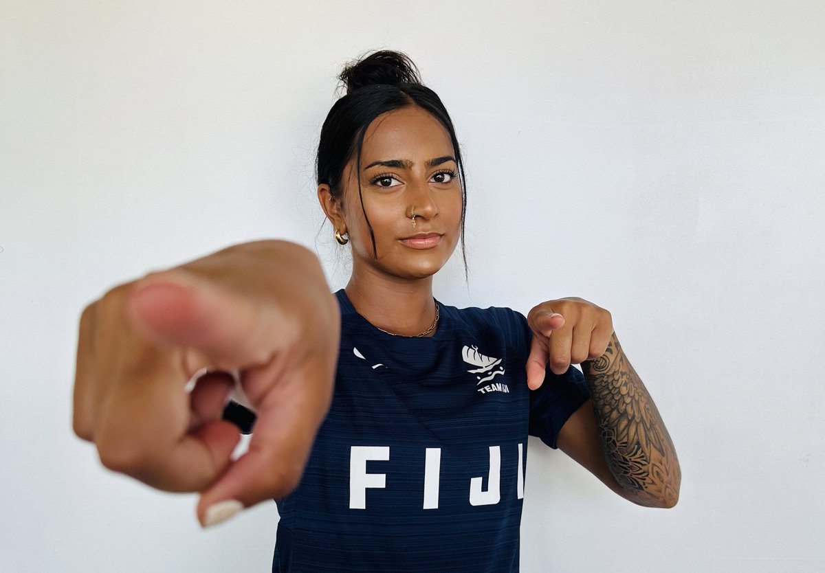 This is you, our supporters! Trina Davis is on fire! She scores her second goal of the match, elevating the score to 3-1 in the second half! The Kulas are dominating against hosts Solomon Islands. What a performance! #FijiFootball #PacificGames #TeamFiji