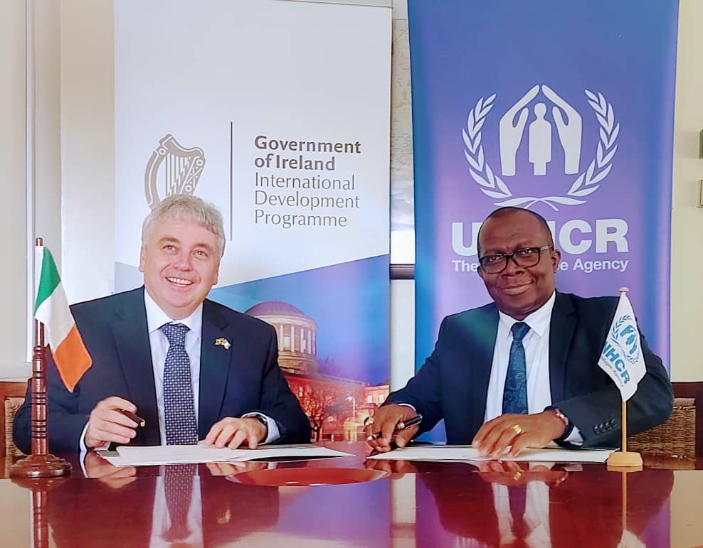 @IEAmbUganda and @CrentsilMatthew have signed a €2million grant agreement towards supporting Refugee rights protection and empowerment. Funds are a cornerstone of a feasible humanitarian response #CRRFUganda @UNHCRuganda @IrlEmbUganda