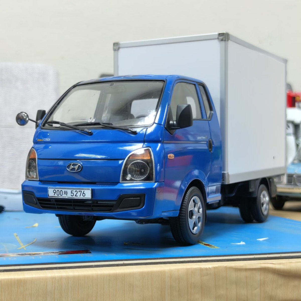 howareyoubbbbbe's tweet image. Just finish the latest one, 1/24 #Hyundai #Porter2, from #AcademyModels