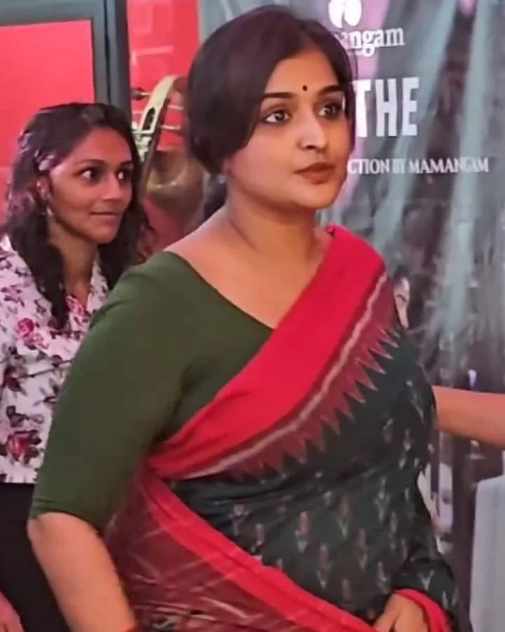 Ramya 🤤
#ramyanambessan