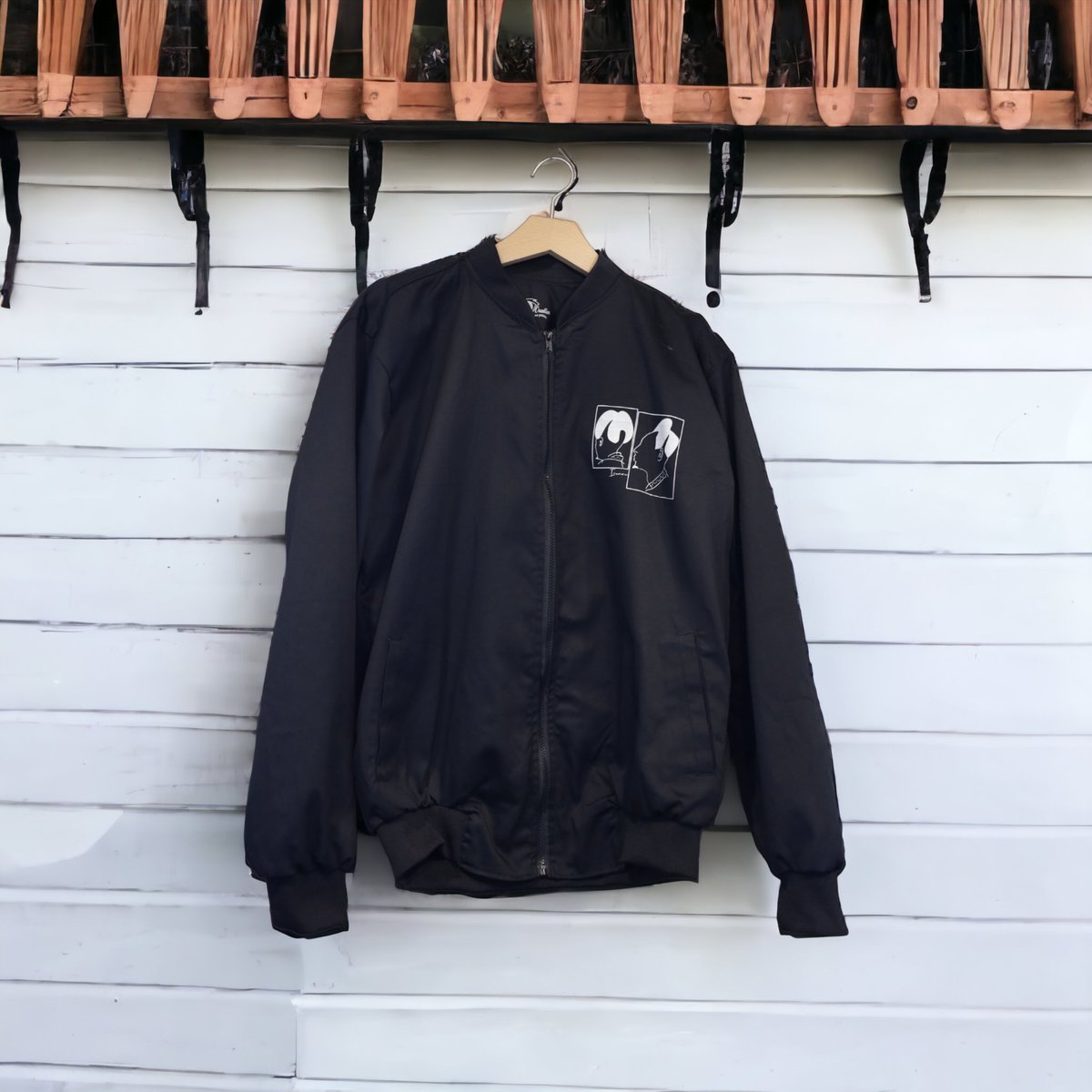 madeinrwshop's tweet photo. Swing by our NYANDUNGU ECO-PARK Store and buy this beautiful jacket!

#madeinrwanda🇷🇼 #visitrwanda #rwandan

 @ikazerwanda https://t.co/1JFwuyCcnd