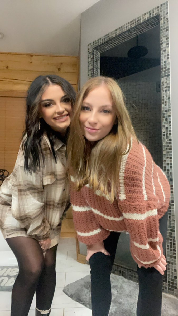 kaseyalleyy's tweet photo. my best girl https://t.co/sD7lYv4V22