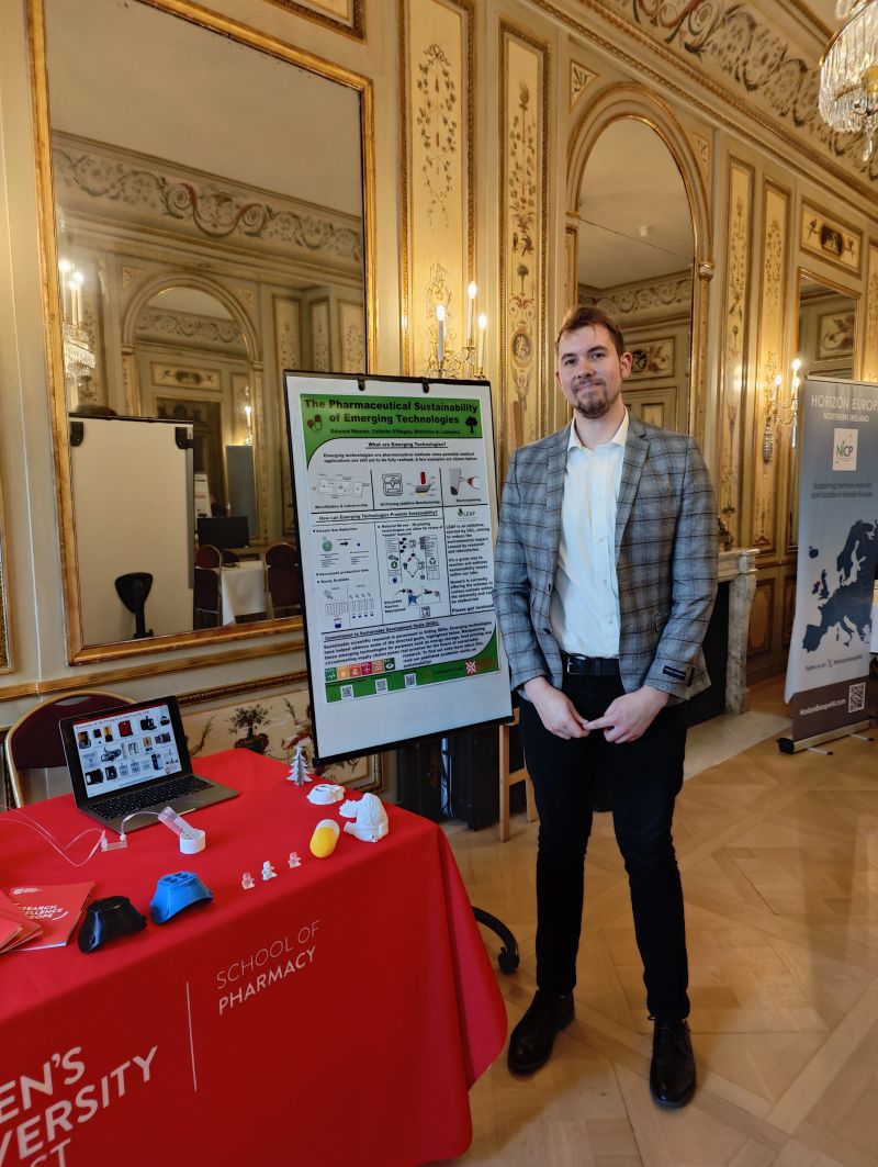LamprouLab's tweet photo. It was an honour for our #lamproulab @pharmacyatQUB to be invited to exhibit at this year's One Health Fair in Brussels. The fair was aimed to promote initiatives of One Health &amp; UK Mission to the EU, relating to the growing problems of #antimicrobialresistance &amp; #sustainability. https://t.co/mqlIPxAySv