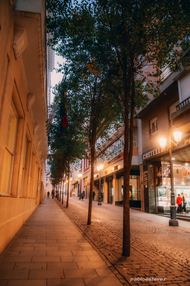 Buenos días #Badajoz Vamos a por el Viernes! 📸 <a href="/FotoBadajoz/">FotoBadajoz</a>