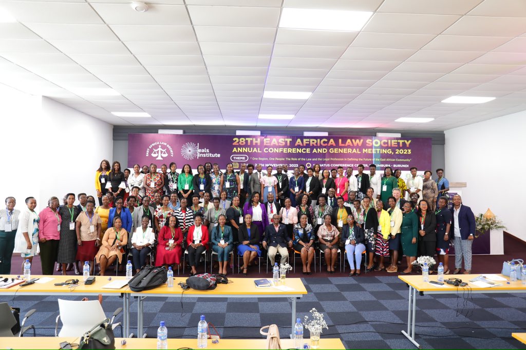 ealawsociety's tweet image. In the realm of technological advancement, Fintech is the beacon guiding us towards progress. Catherine Kairuki's words resonate with the need to evolve alongside this dynamic force. #EmbraceTheFuture  #KeepEvolving #FintechRevolution #EALS2023