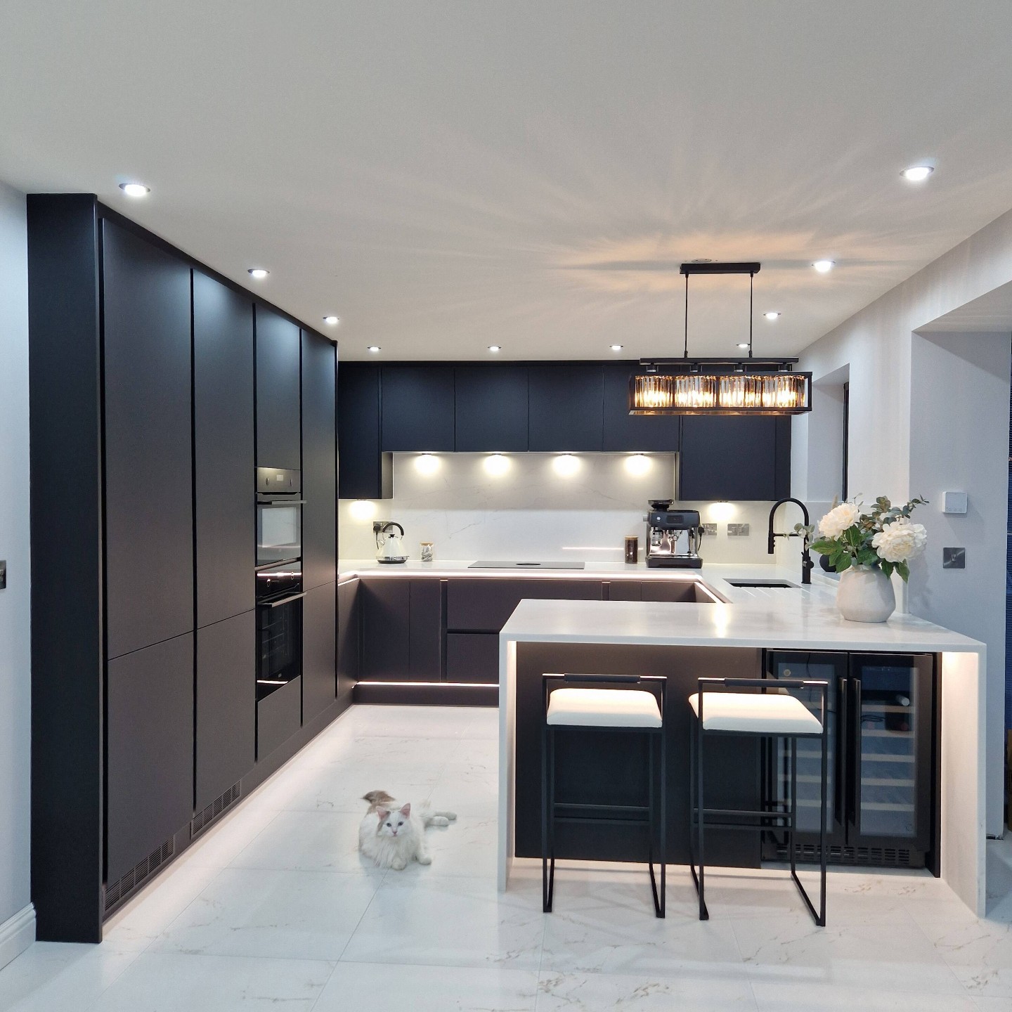 Black friday outlet kitchen cabinets
