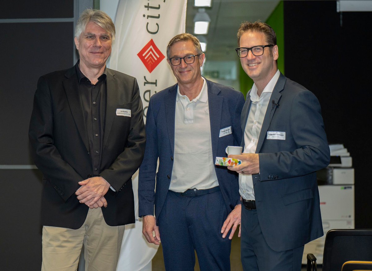 DATA UNIT AG tweet media