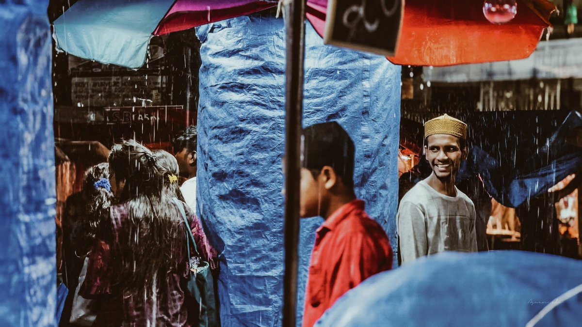 aadamkhhor's tweet photo. The city's beauty in the rains
#charminar #HyderabadRains https://t.co/h8ls6imoNT