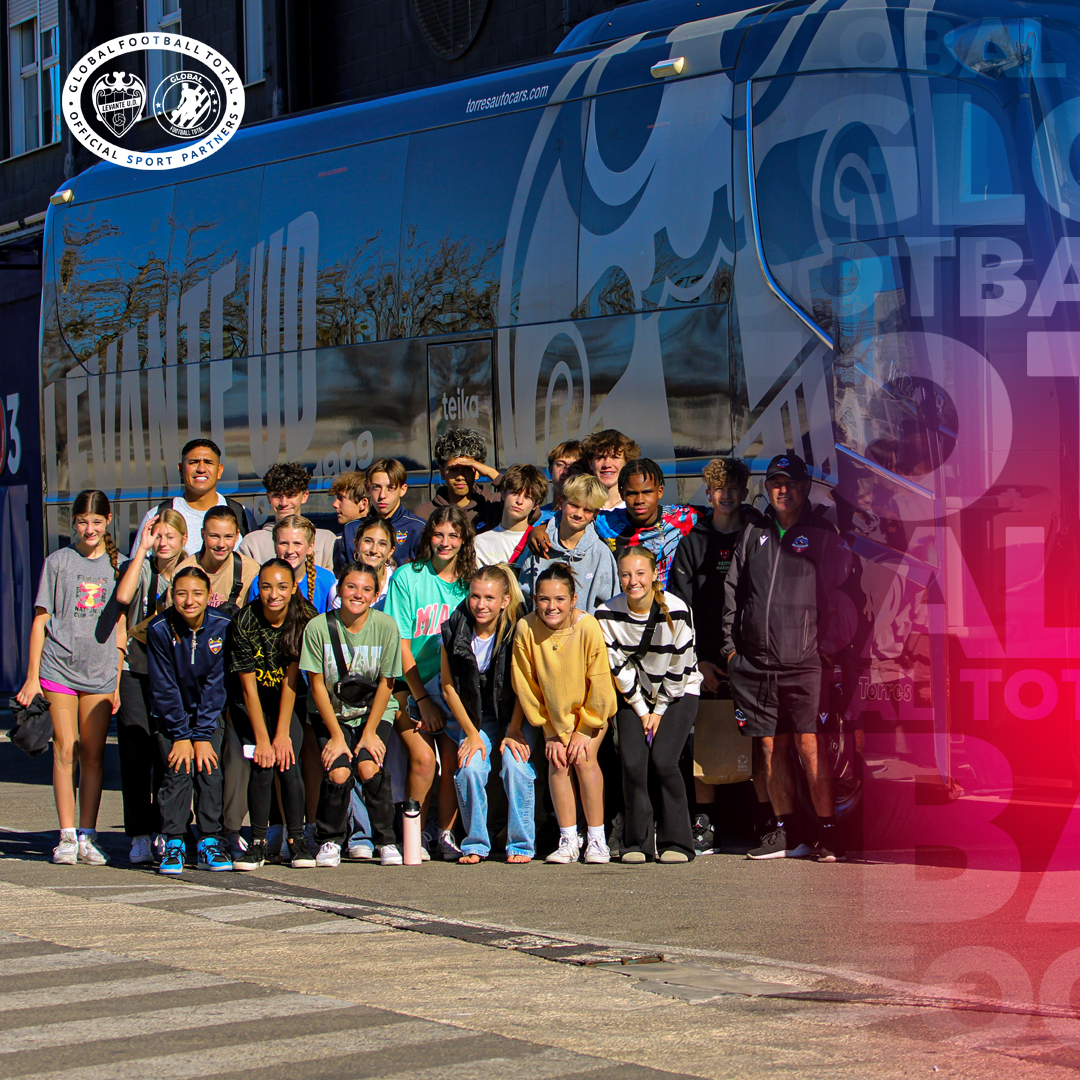 globalfoottotal's tweet photo. 🏟️🐸 Los chicos provenientes de Denver - Colorado @coelevationfc visitaron el Estadio Ciutat de Valencia donde hace vida el Levante UD y sus caras de alegría y asombro hablan más que mil palabras https://t.co/f9zCmj6wdQ