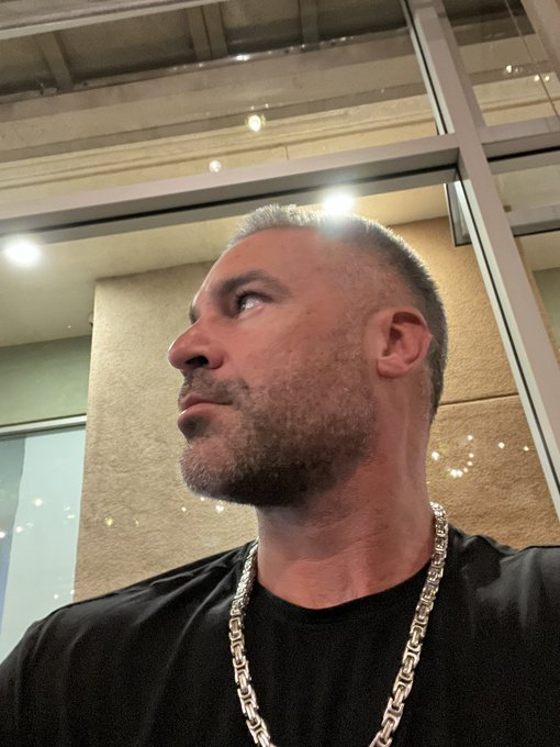 I love ❤️ a meaty pussy. Who&rsquo;s holding? Reply with a picture. https://t.co/v1OATozLp3<a href="/tag/studshit"class="tags"><span>#studshit</span></a><a href="/tag/studshittips"class="tags"><span>#studshittips</span></a>