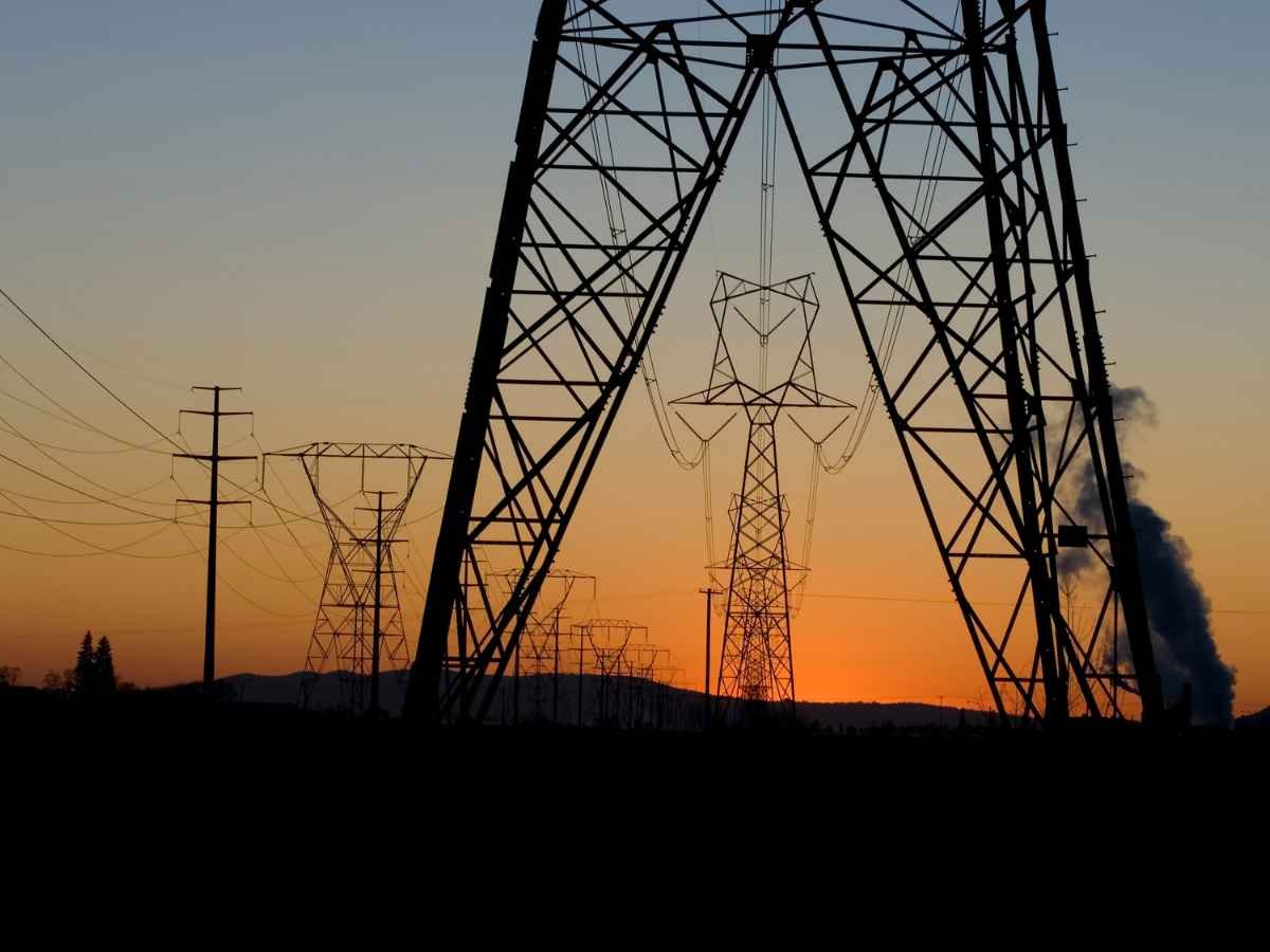 psuconnect's tweet image. #powerpsu
PowerGrid Board Gives Greenlight to Rs 367 Cr Investment in Transmission Projects
@MinOfPower @pgcilindia #transmissionproject

Read Here:
psuconnect.in/news/powergrid…