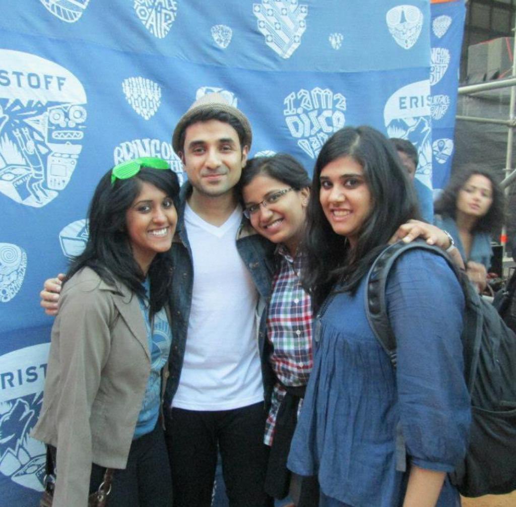 Here’s me shamelessly snuggling into <a href="/thevirdas/">Vir Das</a> after <a href="/AlienChutney/">AlienChutney</a> scandalised &amp; tickled us ruthlessly at the <a href="/NH7/">NH7 Weekender</a> 11 years ago

Heading to this Emmy Award Winner’s Stadium show tonight that I had to book tickets for 4 months in advance

Thanks for this reminder @sammyosa_chat!