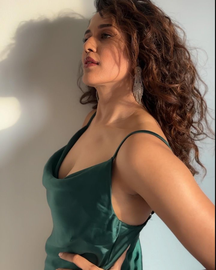 F_rrEG1XkAAE58G?format=jpg&name=900x900