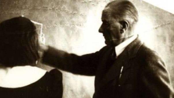 #24KasımÖğretmenlerGünü Saygıdeğer öğretmenlerim; Başöğretmen Mustafa Kemal ATATÜRK önderliğinde Öğretmenler gününüz kutlu olsun…