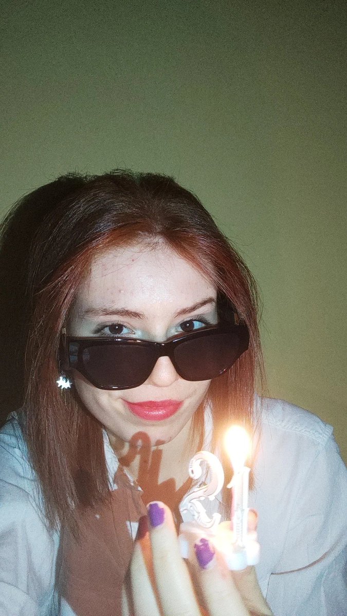 14jvyeon's tweet photo. comunque queste sono le fotine fatte per il mio compleanno🥰 https://t.co/AKDMgmTEkQ
