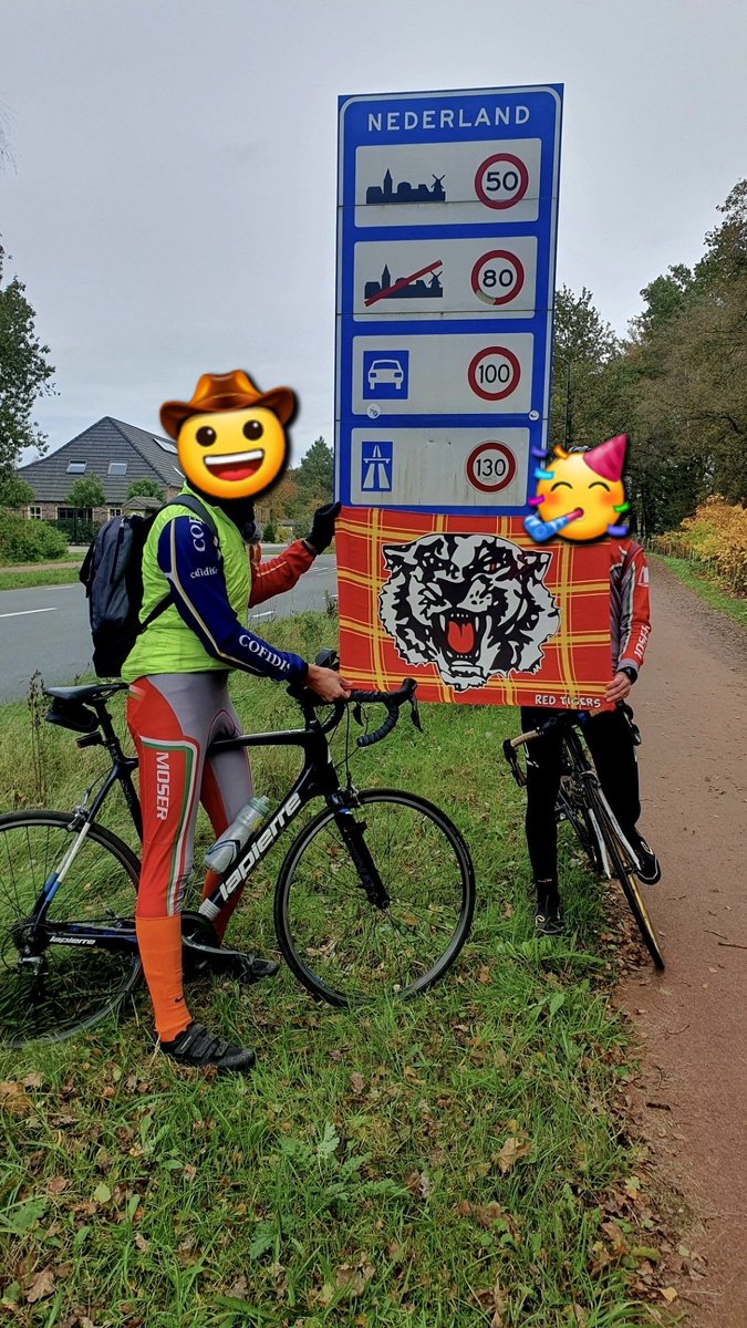 Même si on aurait kiffé de faire l'ascension du Puy de Dôme, avec l'enchaînement des dép et avant la traversée de la Manche en pédalo, nous sommes à la recherche d'un moyen de transport pour encourager le <a href="/RCLens/">Racing Club de Lens</a> à Clermont samedi..  À votre bon coeur 👇 1/2
#CF63RCL