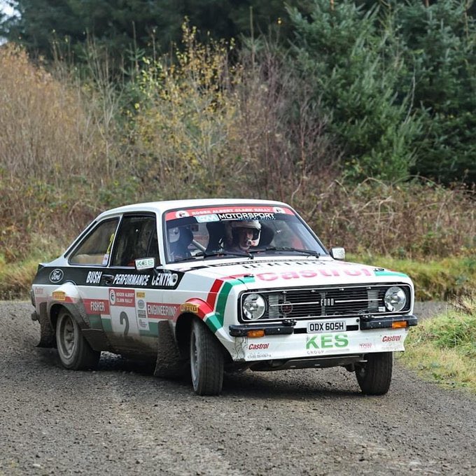 krismeeke.com tweet media