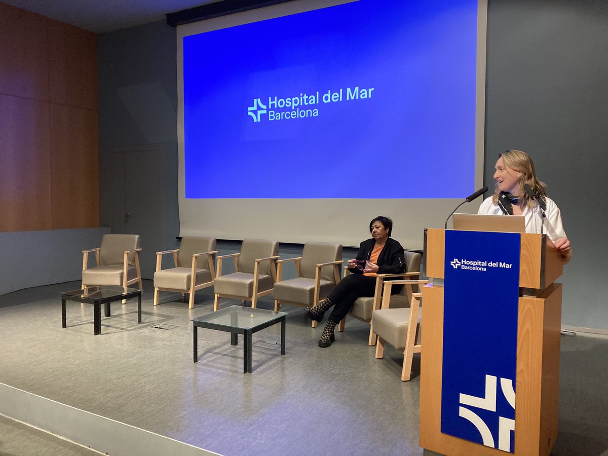 hospitaldelmar's tweet photo. Comença la 15a Jornada d'actualització de la patologia del #sòlpelvià a l’@hospitaldelmar 

@MartaPascual_MD i @Pgarcimartin obren la jornada parlant del treball multidisciplinari en aquest camp i de la necessitat de visibilitzar aquesta patologia

#ginecologia #urologia https://t.co/aPI7VDPVhw
