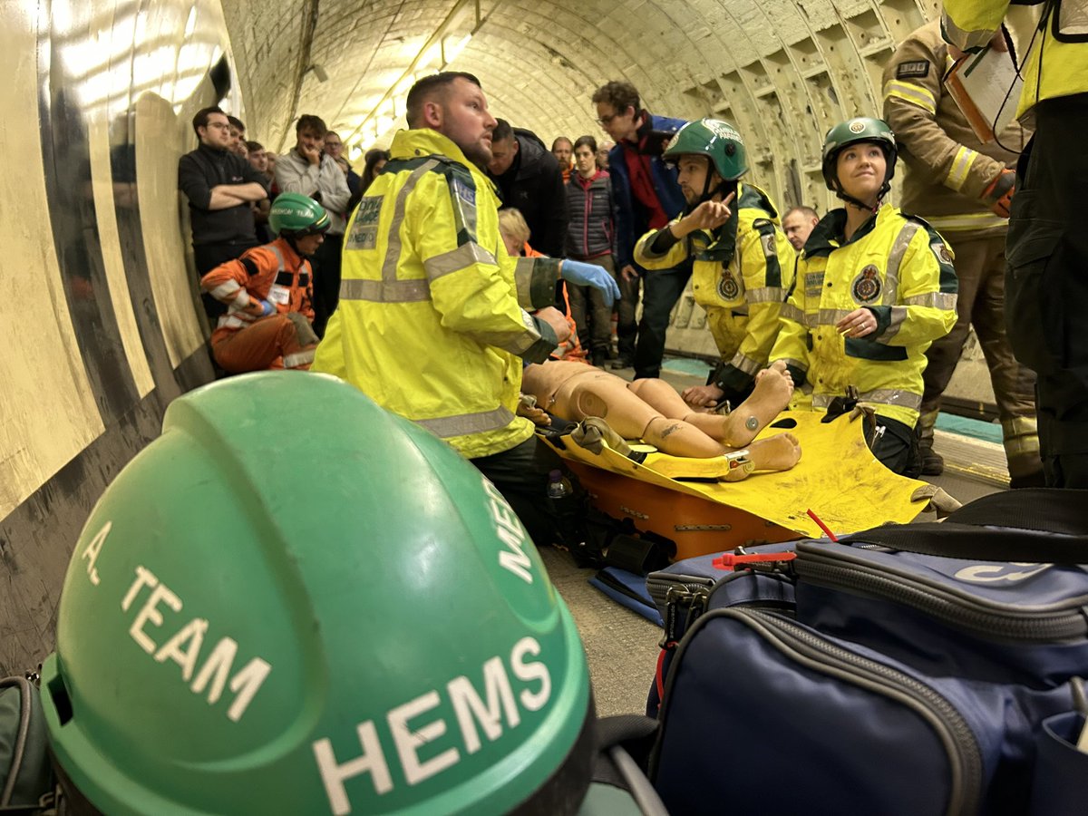 Steve jones tweet media