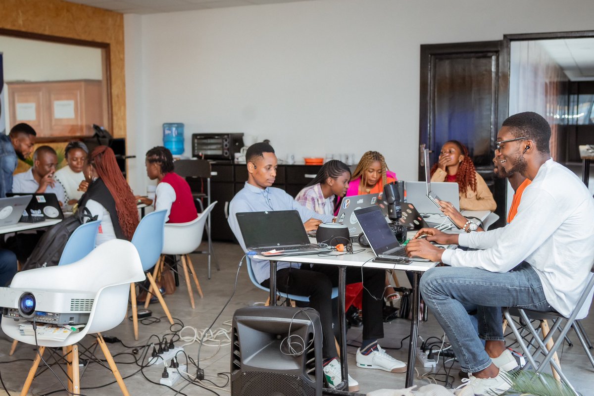 go_innovation's tweet photo. 🌟 Ensemble, les participants œuvrent pour réduire le fossé de genre sur internet en valorisant les citations inspirantes de ces femmes extraordinaires. 💪✨
#GoInnovation
#SheSaid2023 #WikimediaRDC https://t.co/7nBayw3Gyj