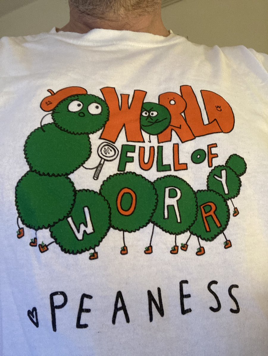 A Peaness pic for <a href="/BBC6Music/">BBC Radio 6 Music</a> #TshirtDay 
<a href="/PeanessBand/">Peaness</a>
