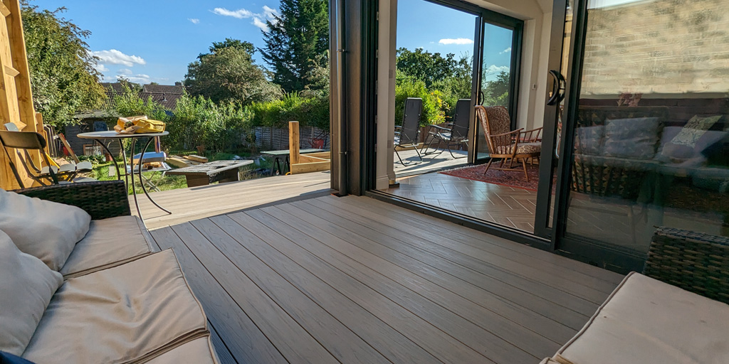 A work in progress Antique decking build ⚒️