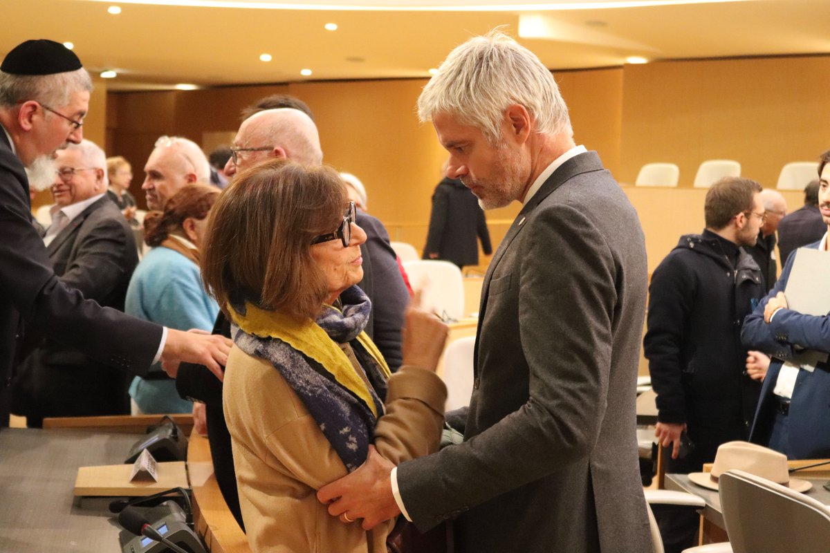 Laurent Wauquiez tweet media