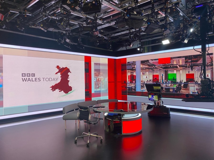 Huge thanks to Endaf Williams, Head of Production, BBC Wales for the fantastic guided tour of the BBC Cymru Wales building in Central Square, yesterday. A massive amount of thought and creativity went into this building to ensure it achieved the highest standard of sustainability