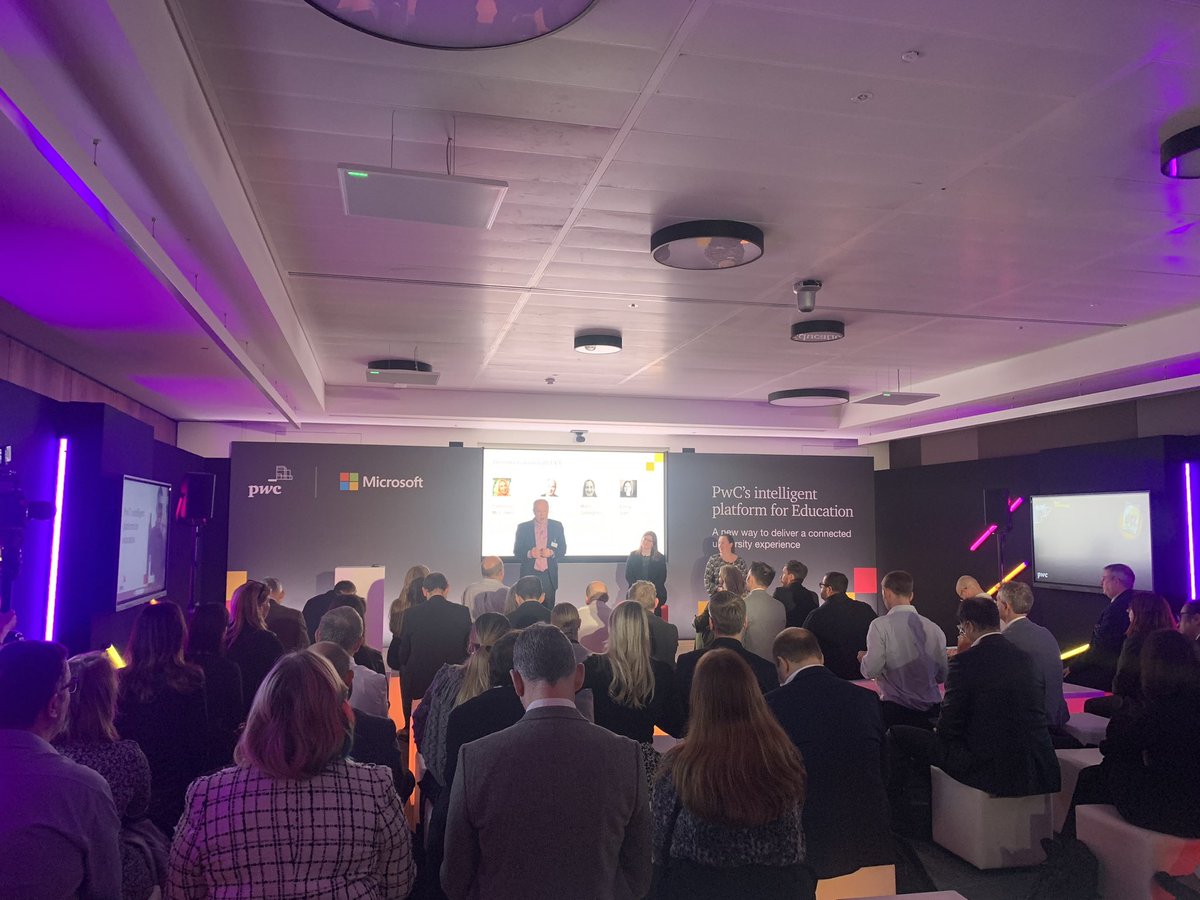 Cat McCusker tweet media