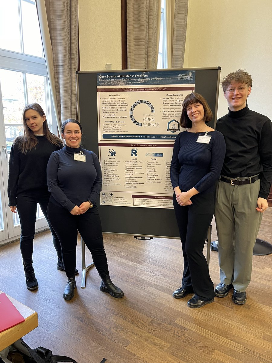OpenScienceFFM's tweet photo. Today, @OpenScienceFFM did a field trip and visited the @uni_mainz to join their research day on #OpenScience, organized by the Graduate School! We proudly presented all things related Open Science happening at the Institute of Psychology at @goetheuni 💪 https://t.co/g5hcPPzPDl