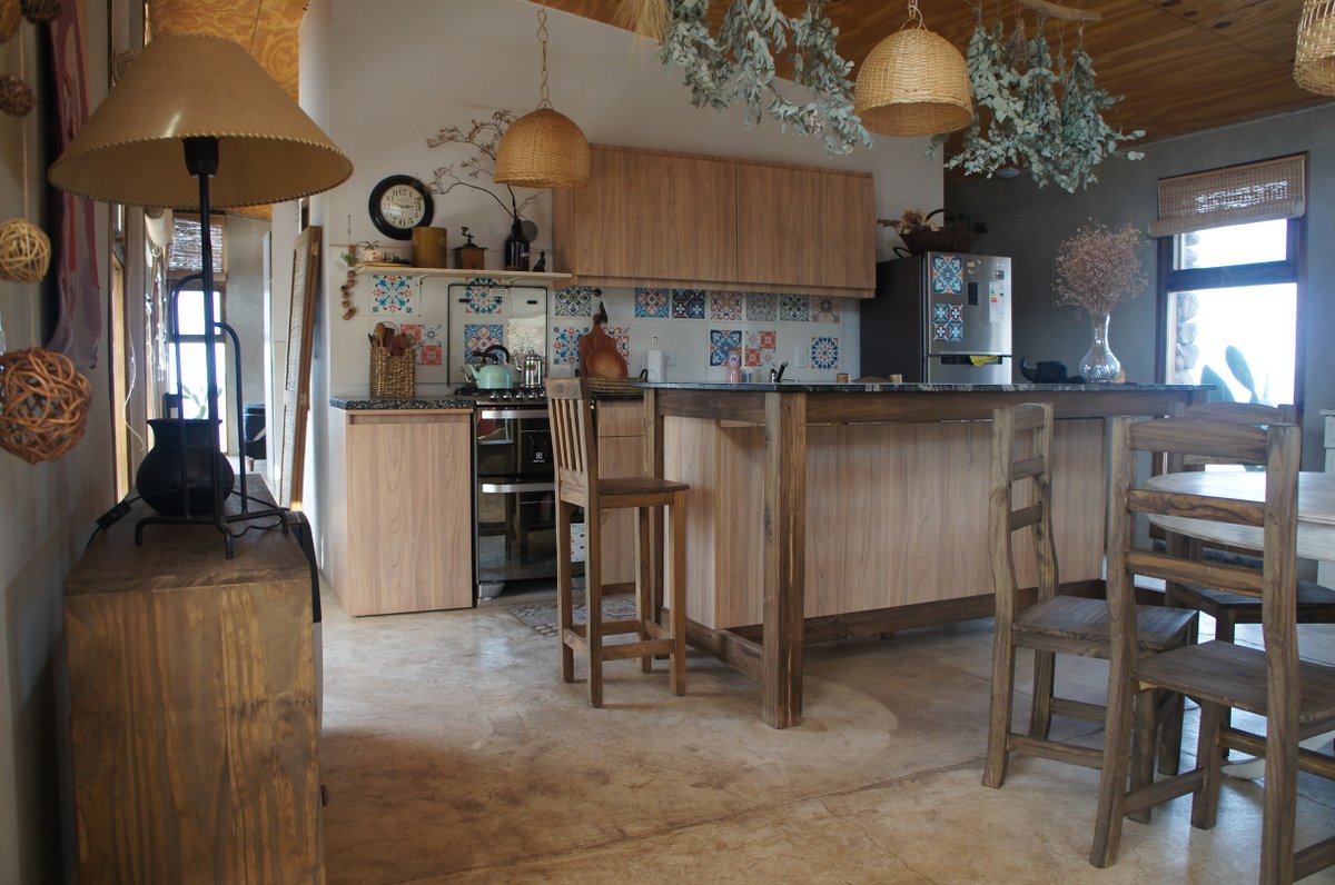 VisitMendoza's tweet photo. Disfruta de la montaña mendocina en esta fantástica casa en La Crucecita 📸✨

🍷Para 6 personas la casas cuenta con todo el confort para disfrutar con amigos o en familia.

Descubrí la magia de la montaña en el siguiente Link https://t.co/OmnU4rzray

#Mendoza #turismo https://t.co/Xa6ZR4Fzu9