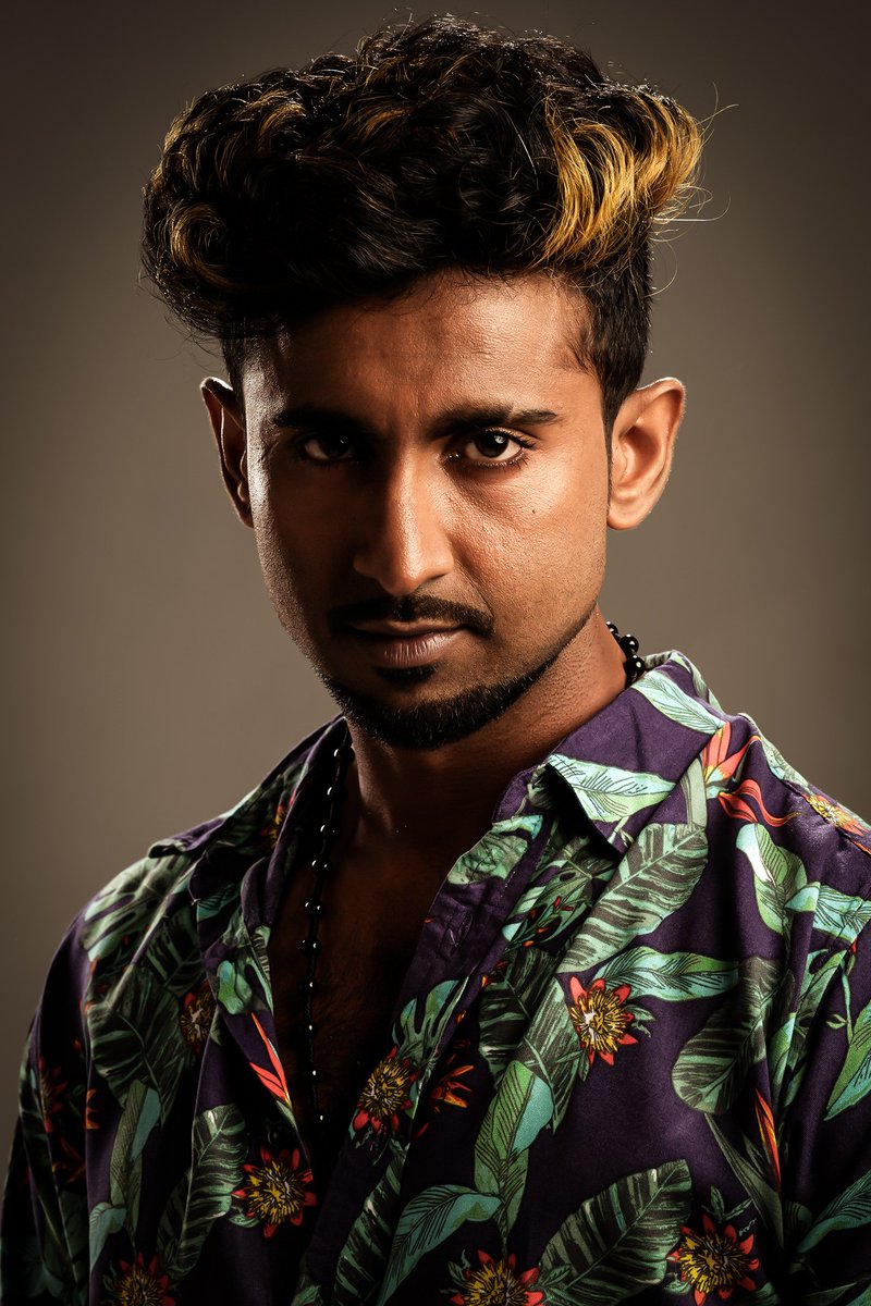 Actor_Mahendran's tweet photo. Love You all ❤️🔁❤️

#veera ✨ #label 🔥 https://t.co/x0A9vF6BKd