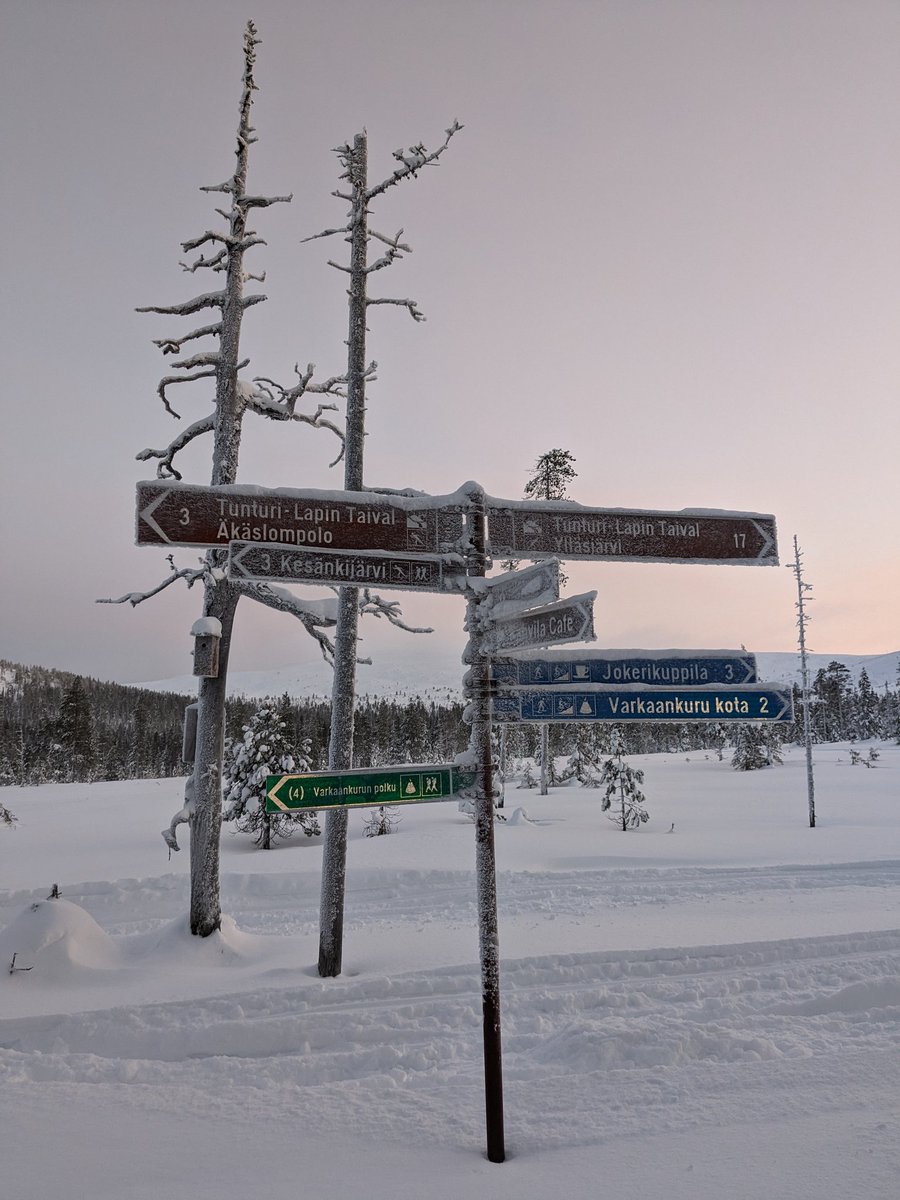 EscapeToLapland's tweet photo. Winter has arrived!
#Äkäslompolo #Finland
#dustoffyourskis https://t.co/ciIFeNtcHs